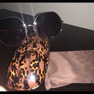 Ana Hickmann Sunglasses